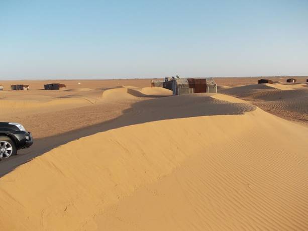 Imagen general del Hotel Bivouac Draa - Nuit Dans Le Désert. Foto 2