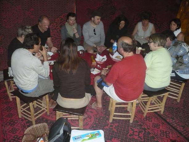 Imagen de los interiores del Hotel Bivouac Draa - Nuit Dans Le Désert. Foto 19