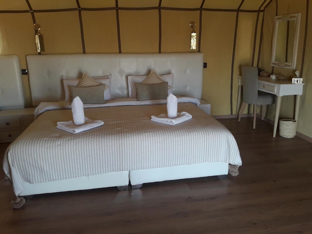 Imagen de la habitación del Hotel Bivouac Le Ciel Bleu. Foto 8