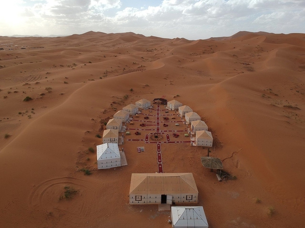 Imagen general del Hotel Bivouac Les Dunes De Chegaga. Foto 1