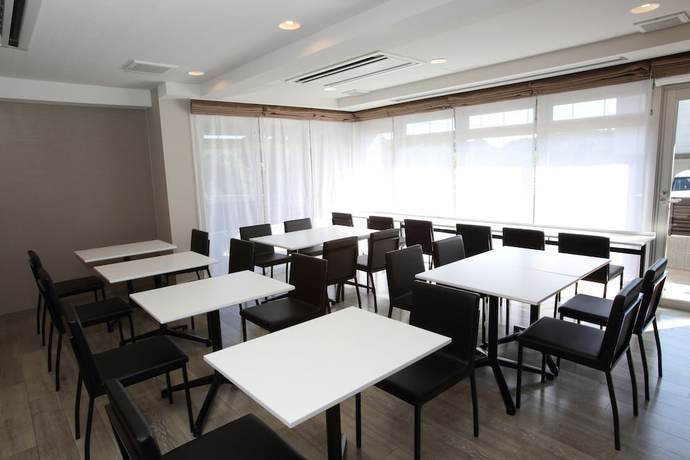 Imagen de los interiores del Hotel Biwako Cerisaie. Foto 16