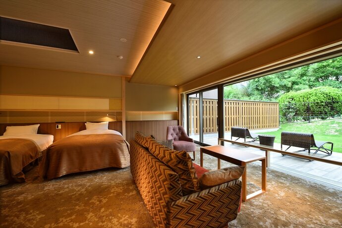 Imagen de la habitación del Hotel Biwako Mastunoura Bettei. Foto 11