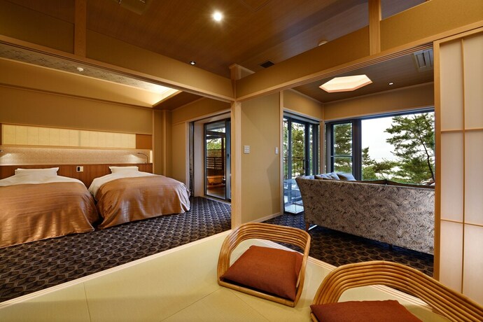 Imagen de la habitación del Hotel Biwako Mastunoura Bettei. Foto 19
