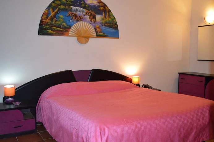 Imagen de la habitación del Hotel Bixio. Foto 5