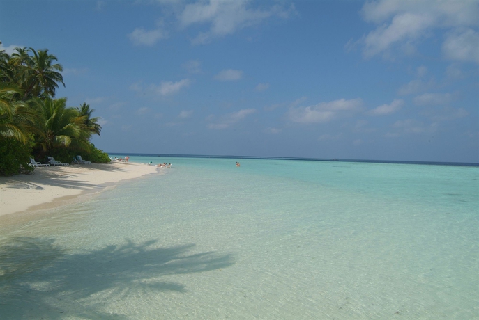 Imagen de los exteriores del Hotel Biyadhoo Island Resort. Foto 8