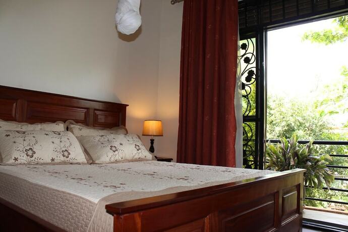 Imagen general del Hotel Biyem. Foto 19