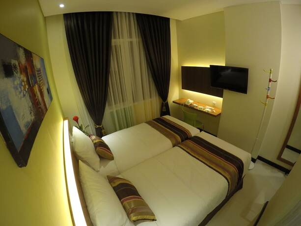 Imagen de la habitación del Hotel Biz Boulevard. Foto 18