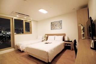 Imagen general del Hotel Biz. Foto 1