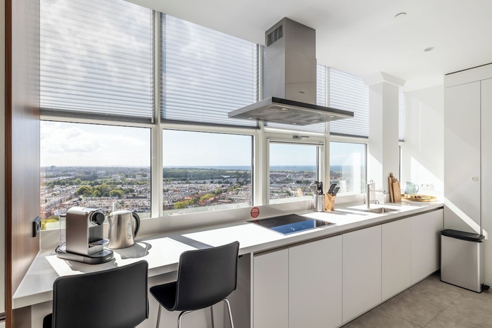 Imagen de la habitación del Hotel BizStay Toren van Oud. Foto 1