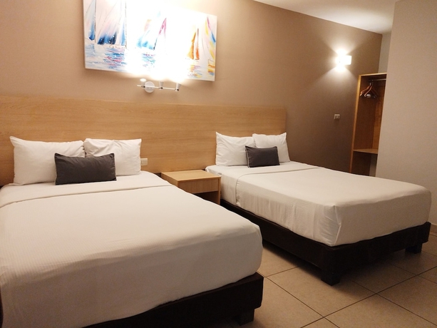 Imagen de la habitación del Hotel Biza Express. Foto 9