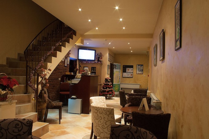 Imagen de los interiores del Hotel Bizev Hotel. Foto 18