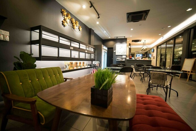 Imagen del bar/restaurante del Hotel Bizz. Foto 13