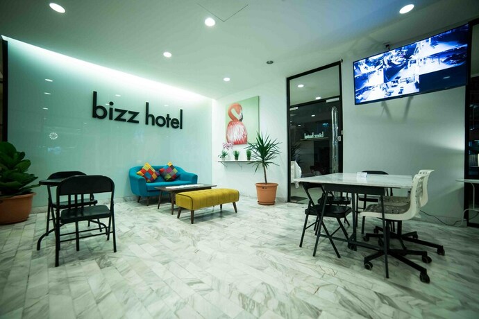 Imagen del bar/restaurante del Hotel Bizz. Foto 14