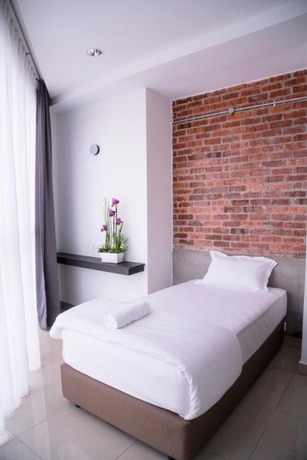 Imagen general del Hotel Bizz. Foto 6