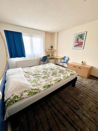 Imagen de la habitación del Hotel Bizzhotel. Foto 18