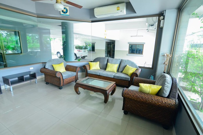 Imagen de los exteriores del Hotel Bj Boutique. Foto 15