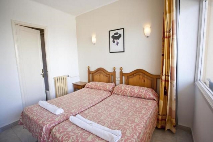 Imagen general del Hotel Bj Pinomar. Foto 7