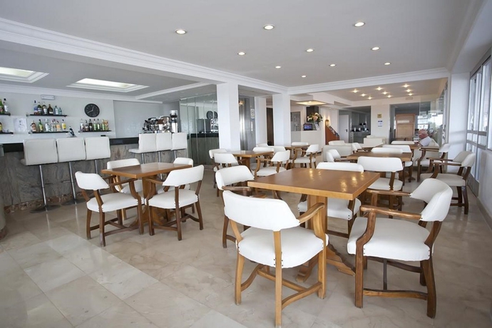 Imagen general del Hotel Bj Pinomar. Foto 9