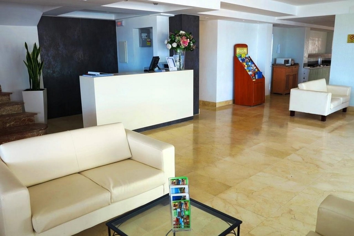 Imagen general del Hotel Bj Pinomar. Foto 11