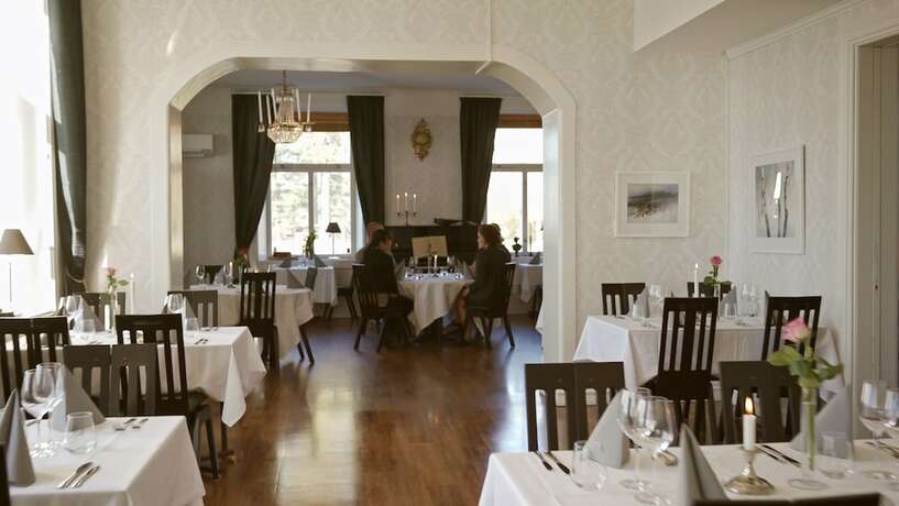 Imagen del bar/restaurante del Hotel Bj&ouml;rkuddensl & Restaurang. Foto 14