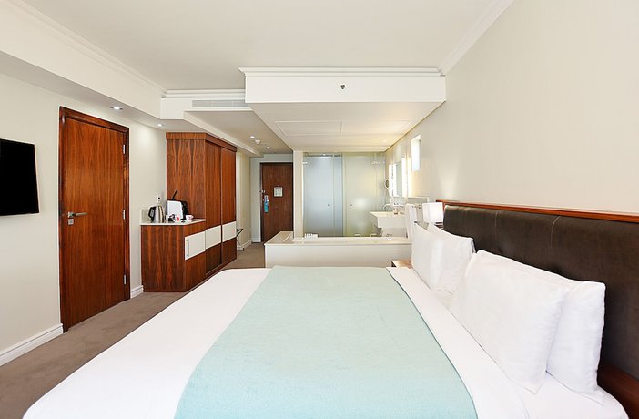 Imagen de la habitación del Hotel Blaauwberg Beach Hotel. Foto 4