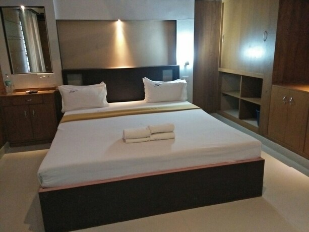 Imagen de la habitación del Hotel Black Beach Resort. Foto 24