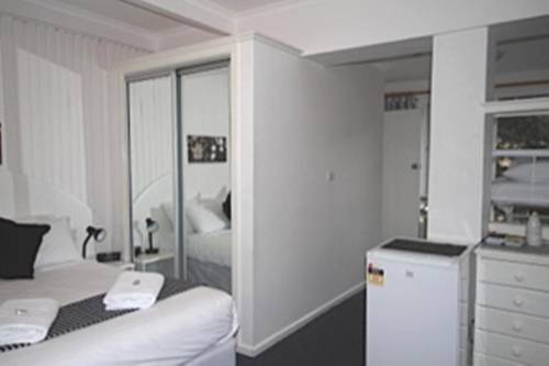 Imagen de la habitación del Hotel Black Bear Inn. Foto 5