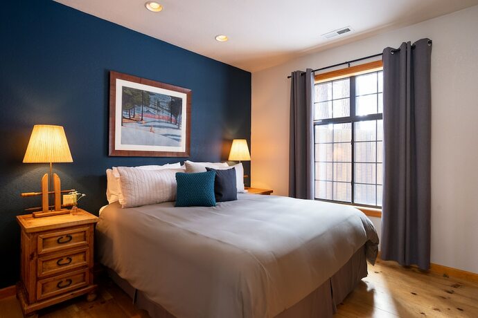 Imagen general del Hotel Black Bear Lodge, Lago Tahoe Sur. Foto 1
