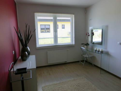 Imagen de la habitación del Hotel Black Bridge Apartment. Foto 2