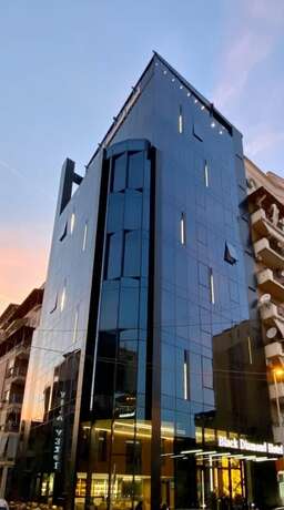Imagen general del Hotel Black Diamond, Tirana. Foto 1