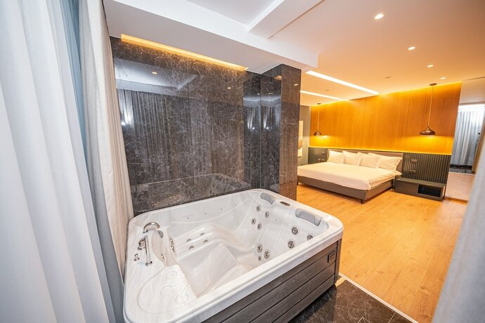 Imagen de la habitación del Hotel Black Diamond, Tirana. Foto 20