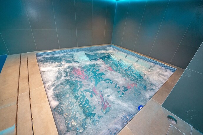 Imagen general del Hotel Black Diamond, Tirana. Foto 15