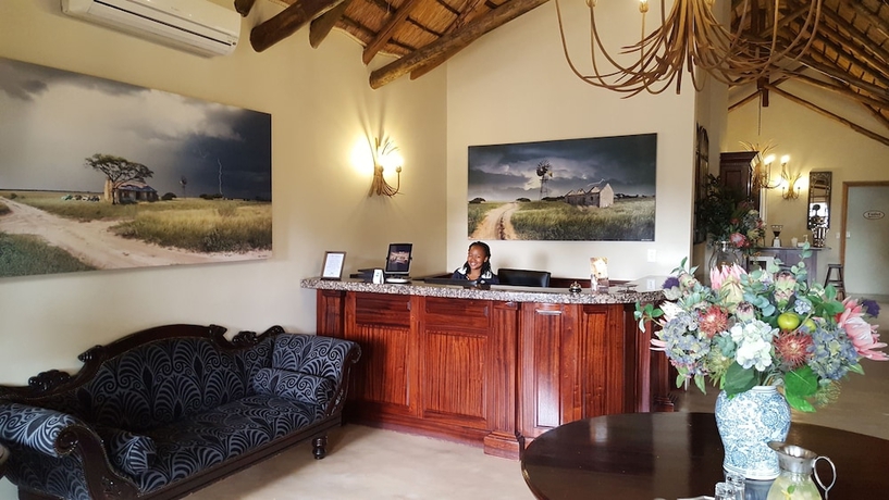 Imagen de los interiores del Hotel Black Eagle Boutique and Conferences. Foto 19