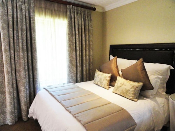 Imagen de la habitación del Hotel Black Eagle Boutique and Conferences. Foto 10