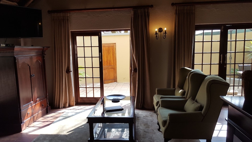 Imagen de la habitación del Hotel Black Eagle Boutique and Conferences. Foto 14