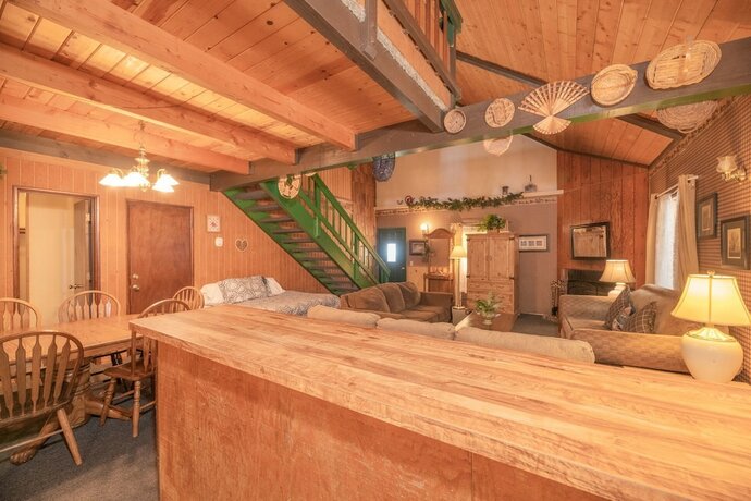 Imagen general del Hotel Black Forest Lodge And Cabins. Foto 7