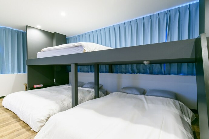 Imagen de la habitación del Hotel Black Gate Nippombashi. Foto 31