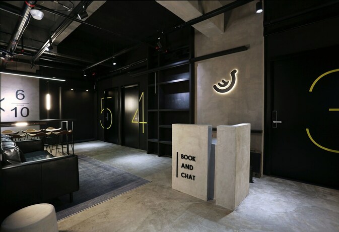Imagen de los interiores del Hotel Black Gold Factory Boutique Design. Foto 33