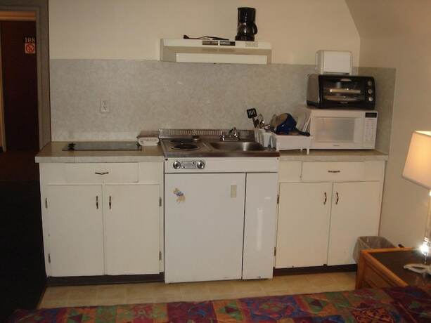 Imagen general del Hotel Black Gold Inn, Edson. Foto 6