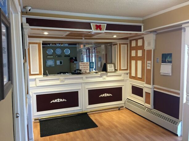 Imagen general del Hotel Black Gold Inn, Edson. Foto 10
