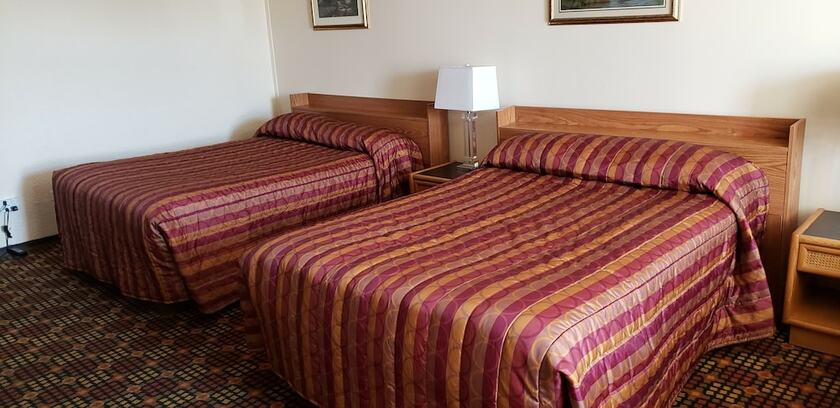 Imagen de la habitación del Hotel Black Gold Inn, Edson. Foto 18