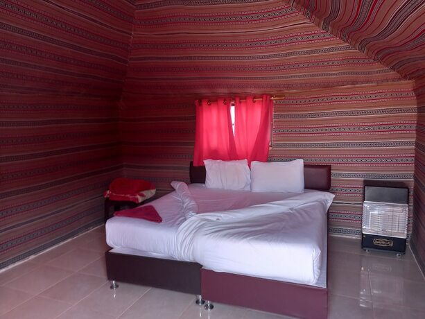 Imagen general del Hotel Black Irish Camp and Tours. Foto 11