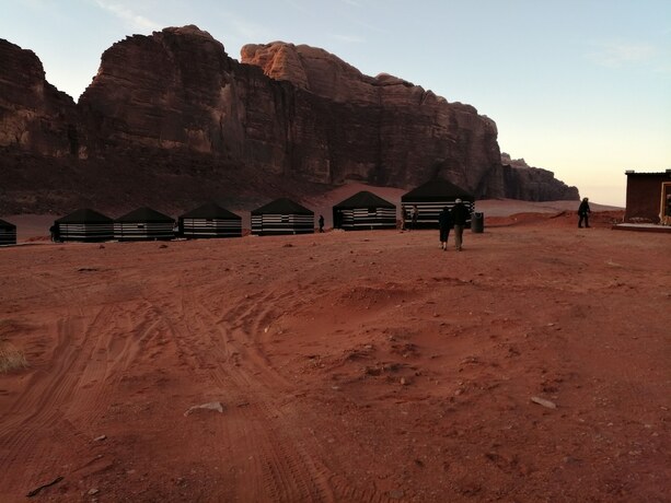 Imagen general del Hotel Black Irish Camp and Tours. Foto 1
