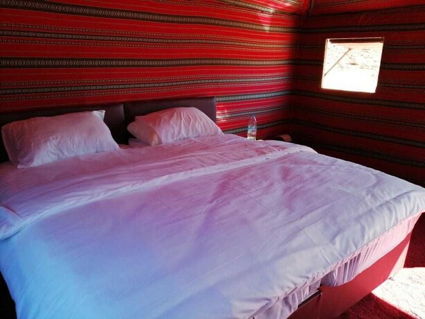 Imagen de la habitación del Hotel Black Irish Camp and Tours. Foto 13