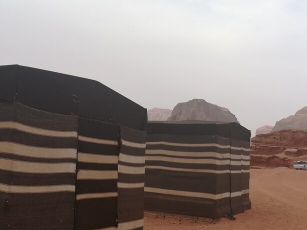 Imagen de la habitación del Hotel Black Irish Camp and Tours. Foto 17