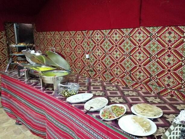 Imagen de los interiores del Hotel Black Irish Camp and Tours. Foto 37