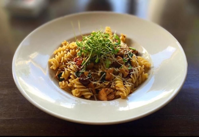 Imagen del bar/restaurante del Hotel Black Ivy. Foto 8