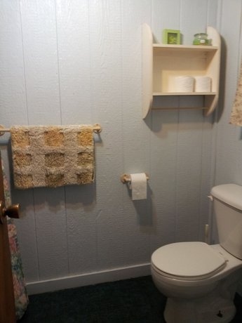 Imagen de la habitación del Hotel Black Lake Cabins. Foto 4