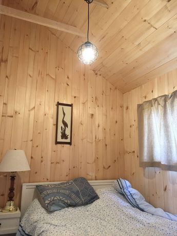 Imagen de la habitación del Hotel Black Lake Cabins. Foto 11
