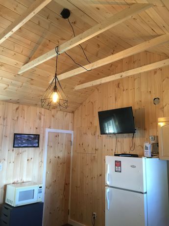 Imagen de la habitación del Hotel Black Lake Cabins. Foto 16